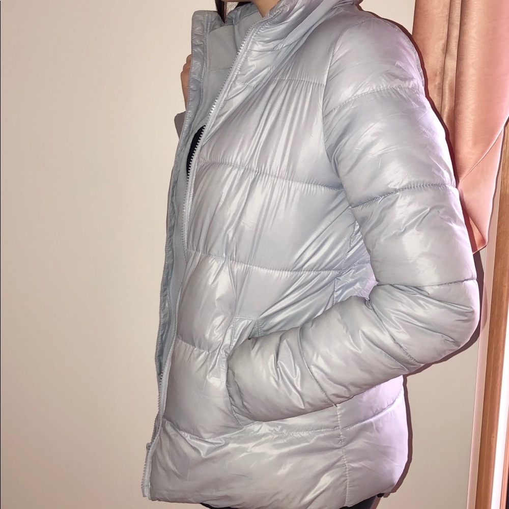 Powder blue puffer jacket - Picture 4 of 6